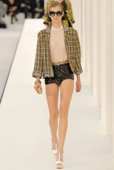 Look 43